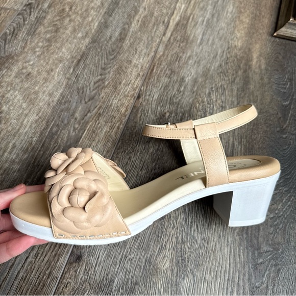 Chanel Camellia Flower CC logo Beige Strap Sandal - Picture 10 of 16